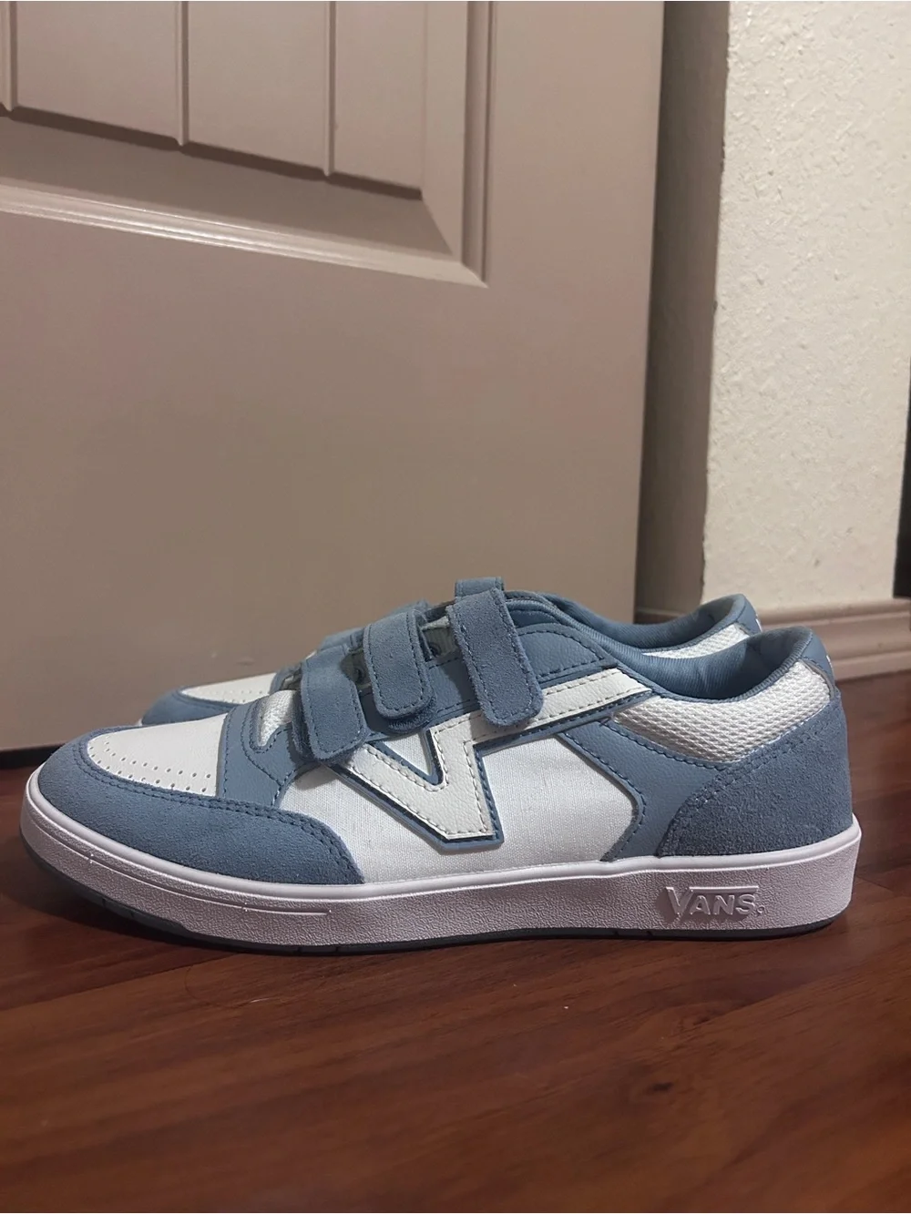 NWT Vans Lowland ComfyCush V Retro Sneakers Dusty Blue/White